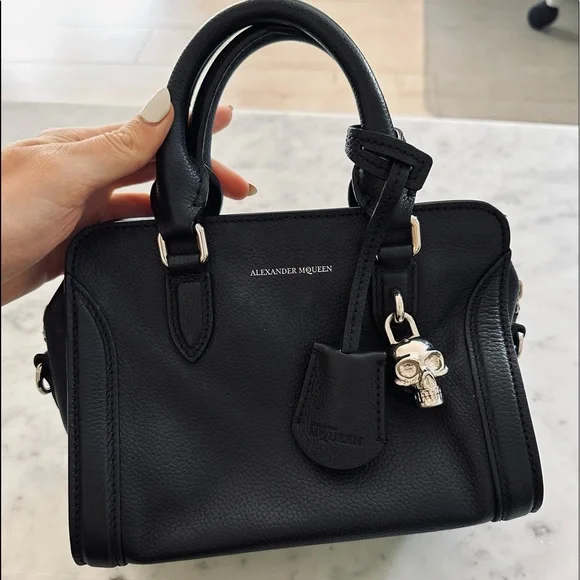Alexander McQueen Mini Black Skull Bag - Picture 1 of 7